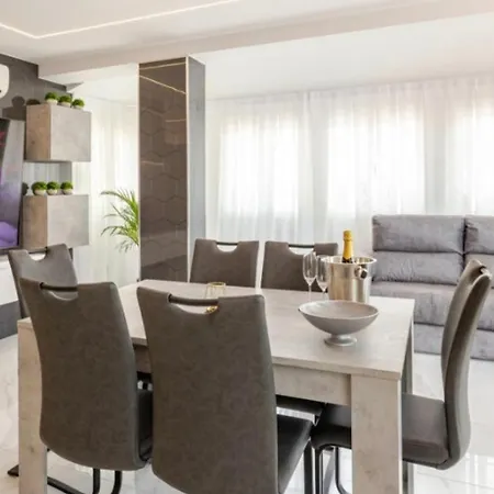 Azure Bliss شقة *