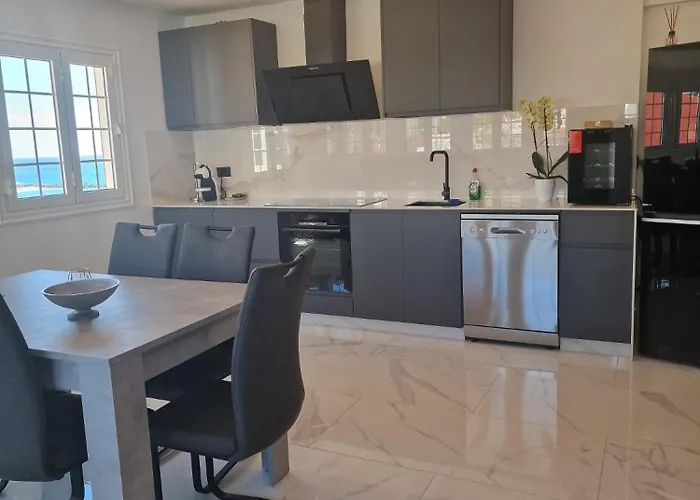 Azure Bliss אדחה