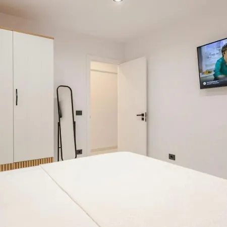 Azure Bliss Apartament *